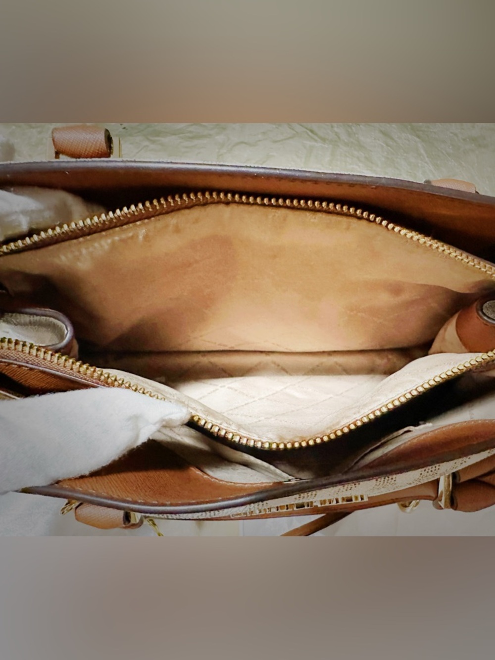 Michael Kors shoulder Bag Satchel with Tan Trim & Gold Accents tote bag - Picture 10 of 17